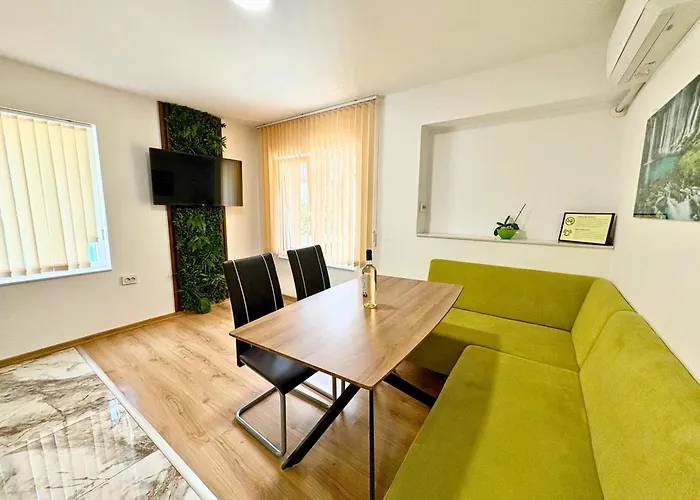 Charm 2 Апартаменты