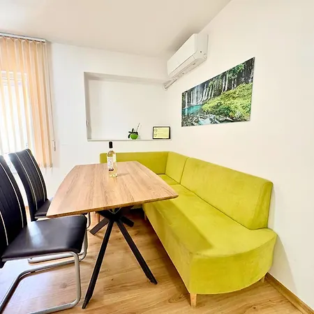 Apartment Charm 2 Varna