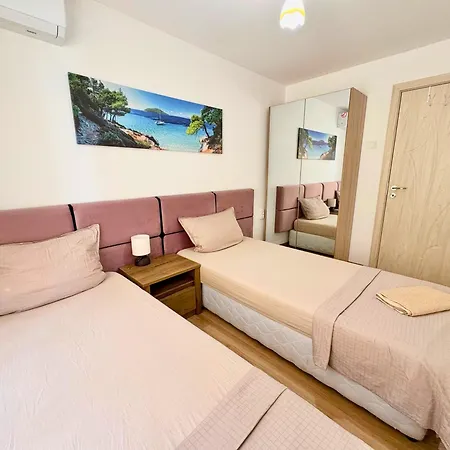 Charm 2 Apartment